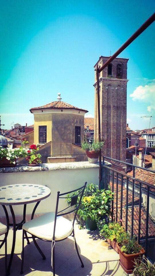 B&B La Terrazza Dei Miracoli Veneza Exterior foto